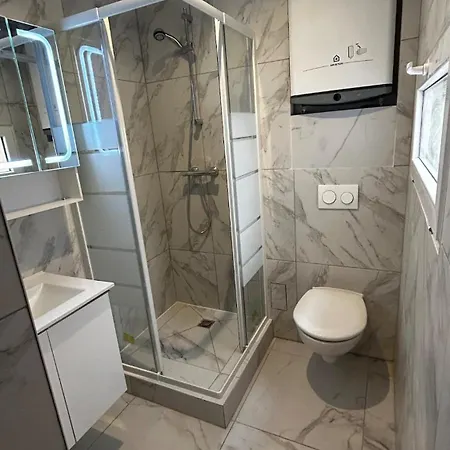 La Pitchounette Bord De * Cannes