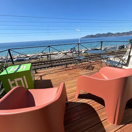 La Pitchounette Bord De * Cannes