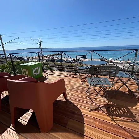 La Pitchounette Bord De Apartman *